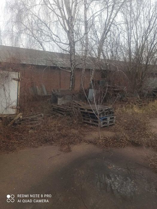 Продам комерцiйну нерухомiсть в м. Прилуки по вул.Межева 1