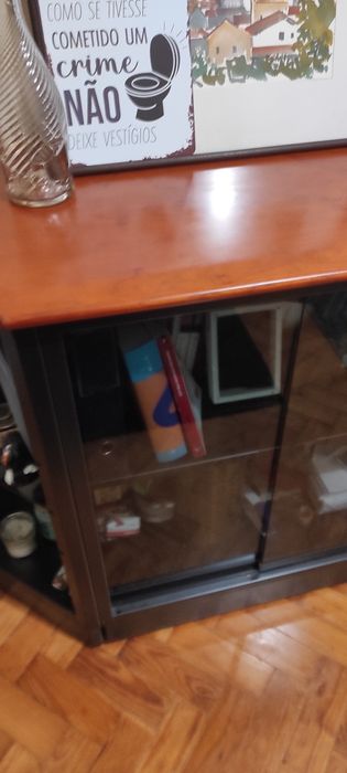 Móvel sala com vidro