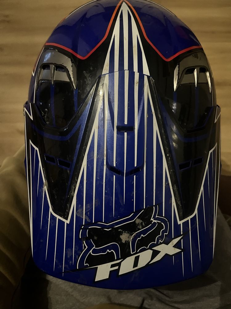 Kask fox v2                .