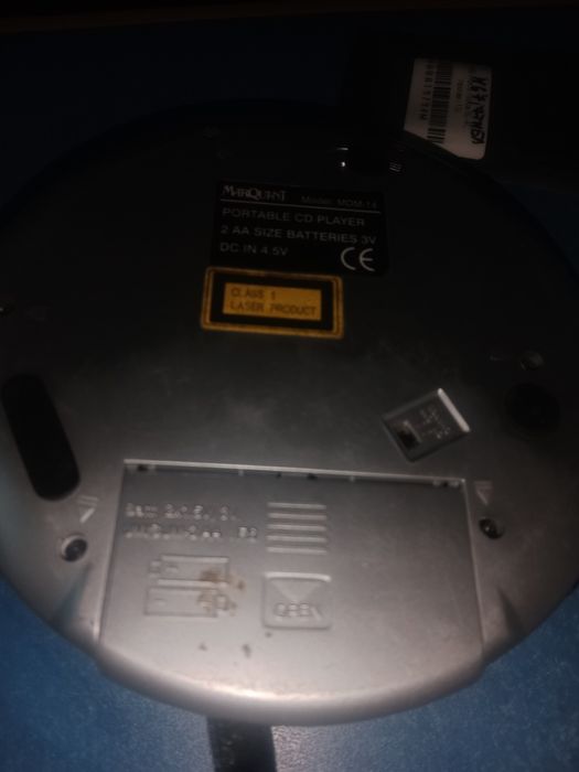 C D  плеєр портативний