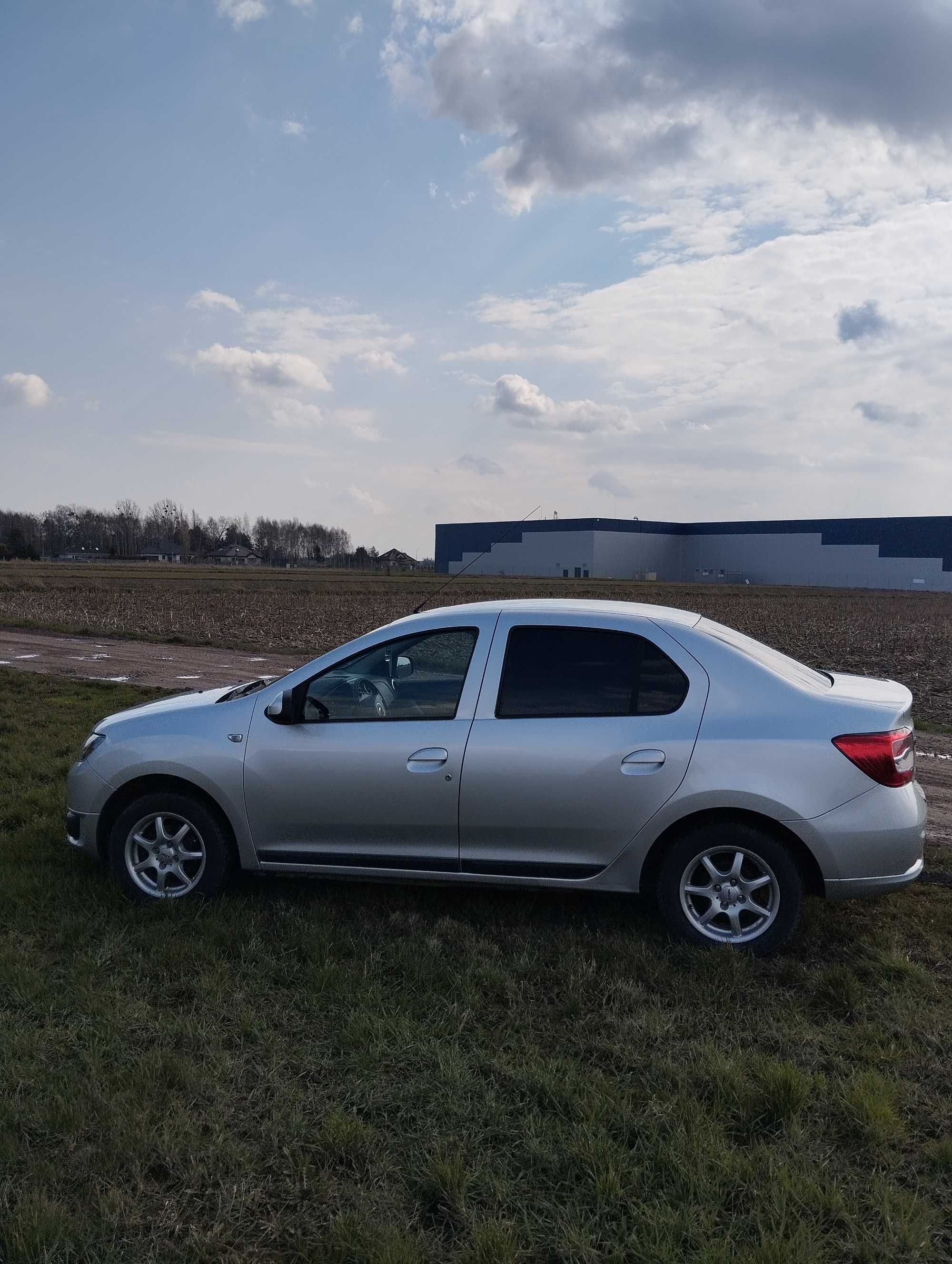 Dacia Logan 1,2 16V benzyna + gaz