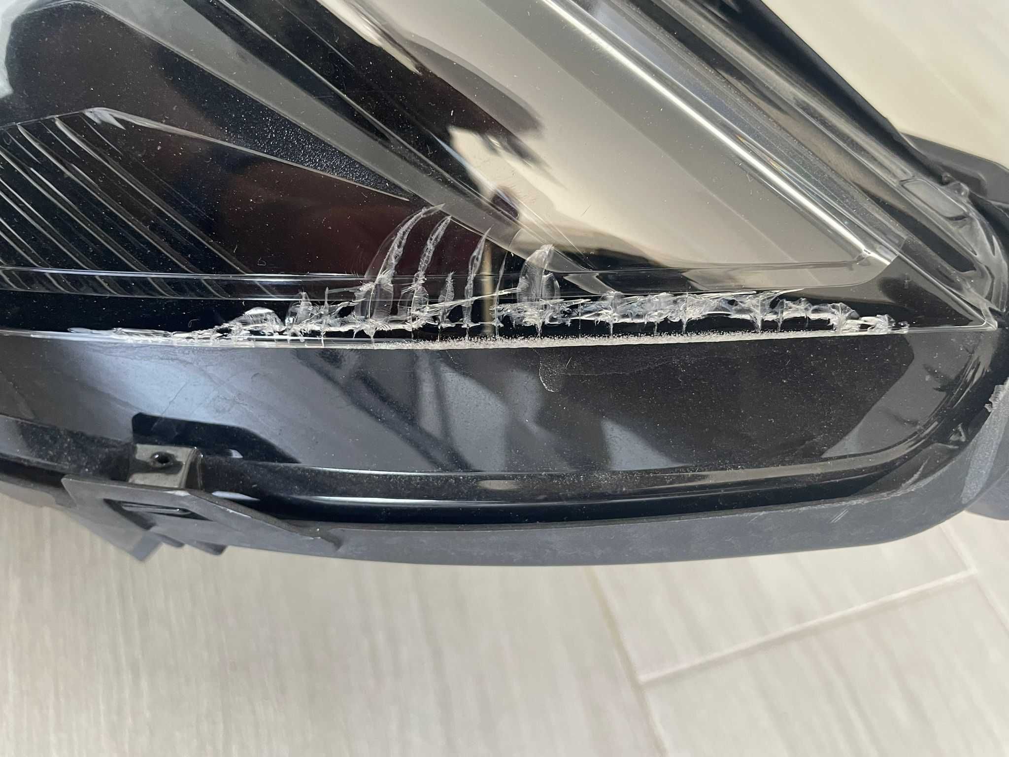 otica frontal ESQ peugeot 208 II / 2008 II LED