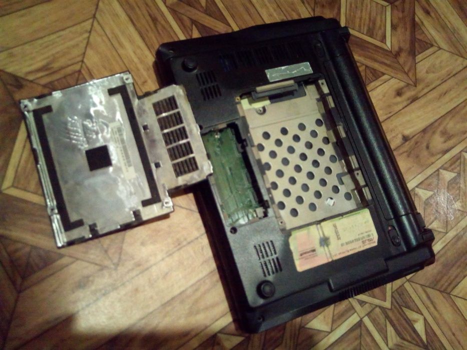 Залишки asus Eee pc900ax