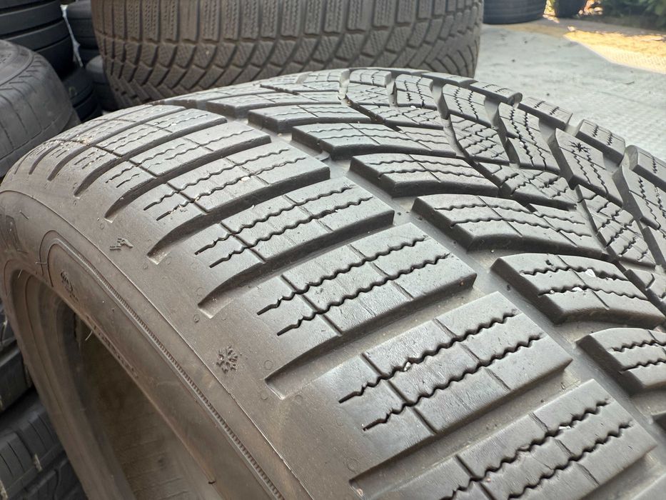 255-40 R19 100V Goodyear Ultragrip Performance+* 2022 розпаровка 1шт