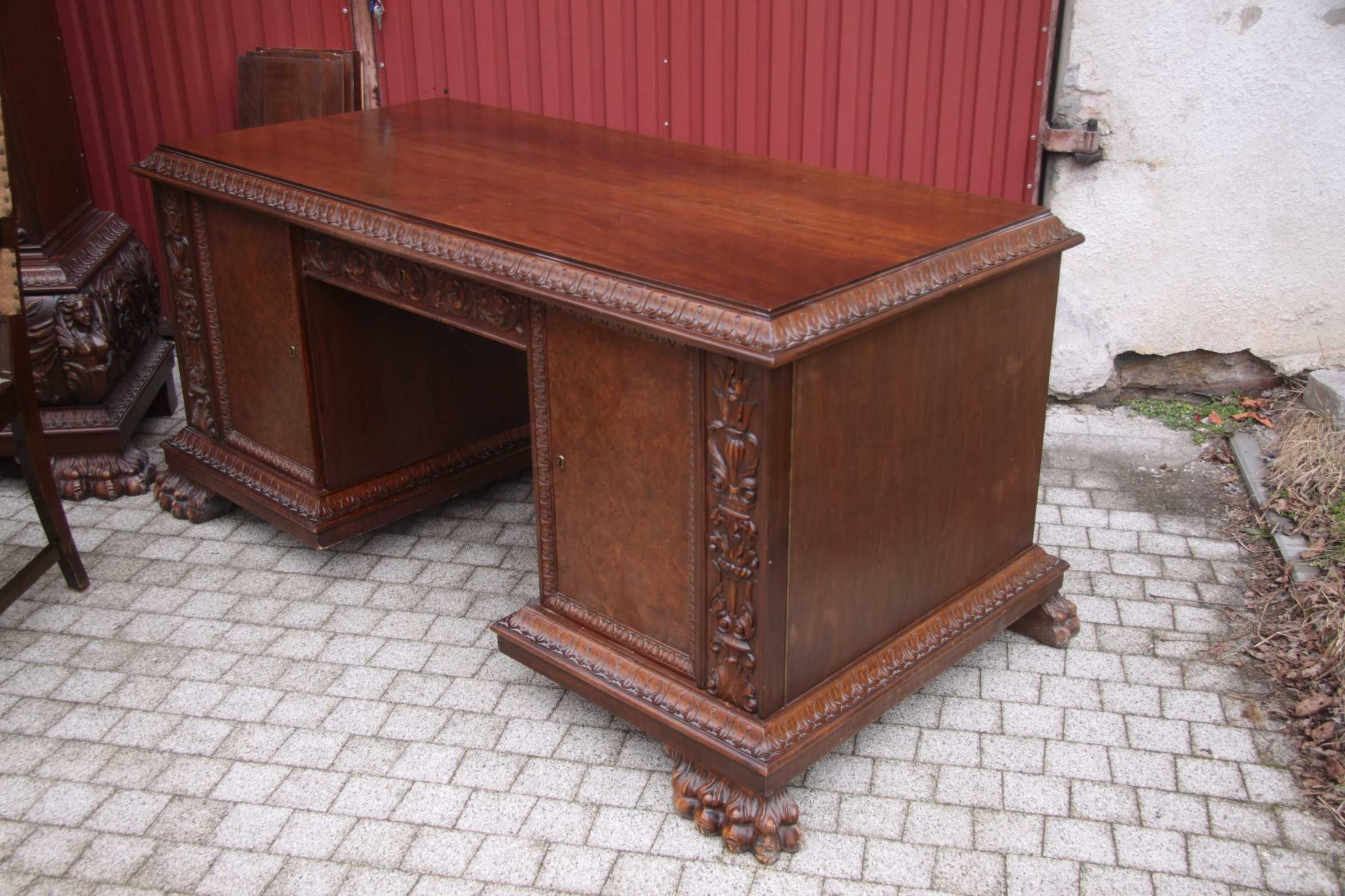 Antyczny komplet gabinetowy. Neorenesans 1925 rok