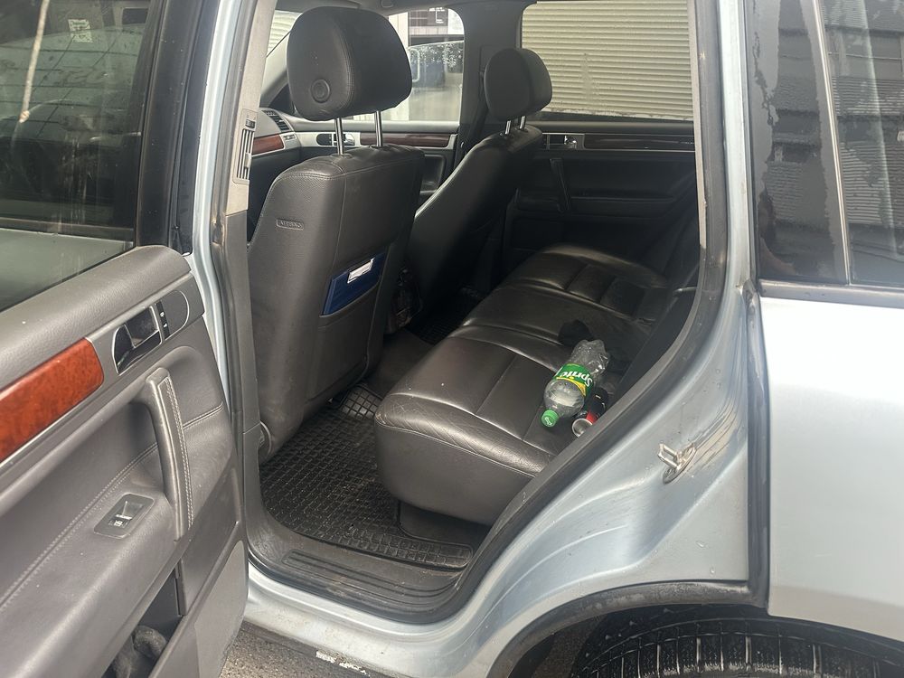 Volkswagen Touareg 2006 2.5 tdi акпп На Пружинах