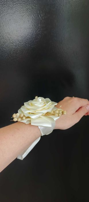 Kotylion na rękę na ślub, dla świadkowej , studniówkę