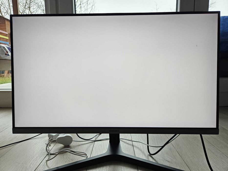Monitor Samsung 28" 4k HDR LU28R550UQPXEN + podświetlenie LED RGB