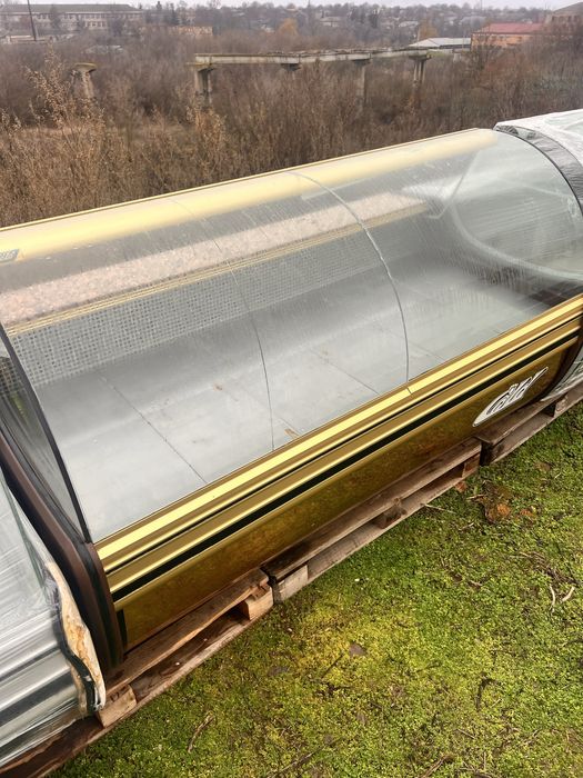 Холодильні Вітрини Gold