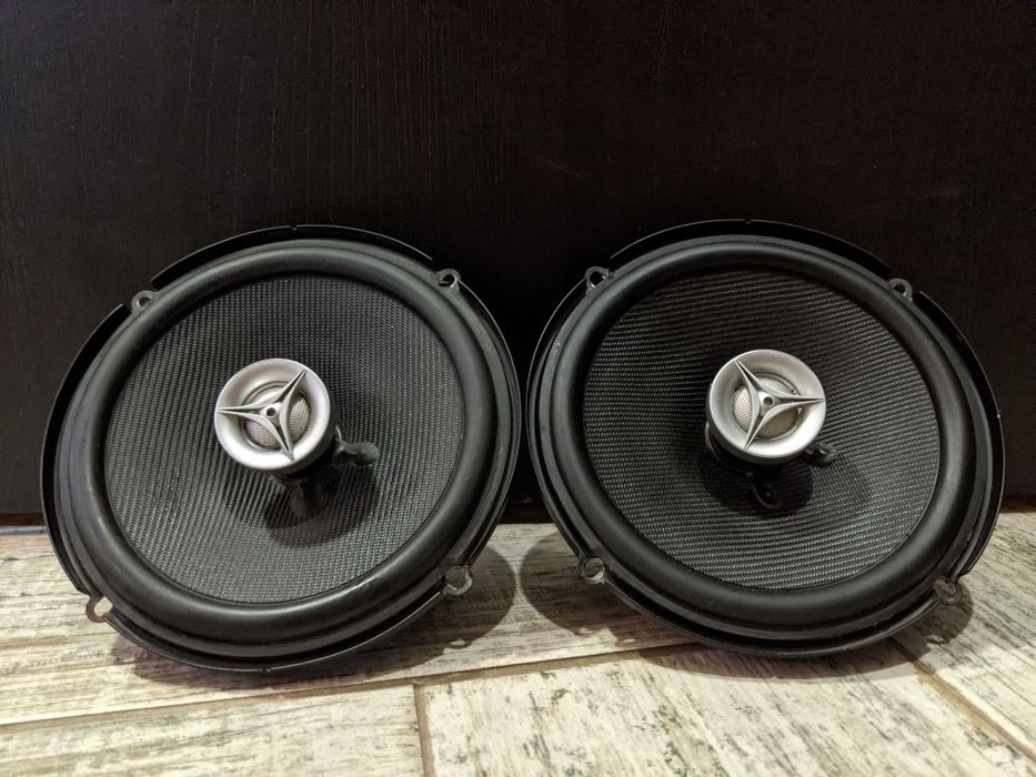 JBL GTO626e, 16-е динамики в авто.