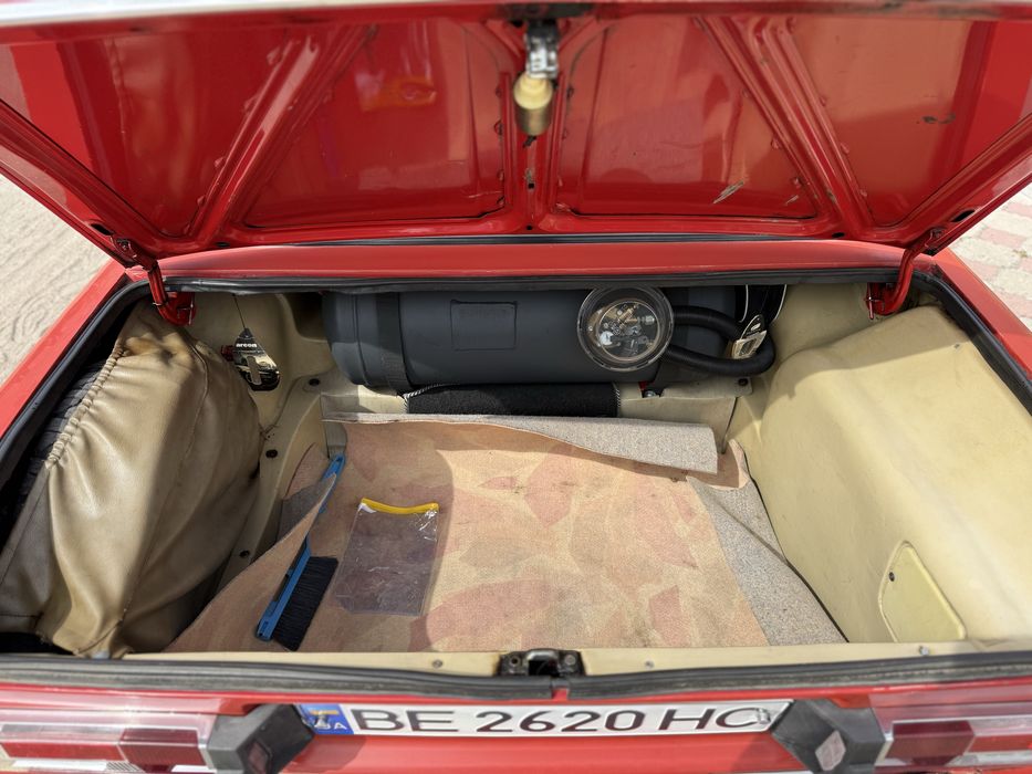 Продам ВАЗ 2106 инжетор