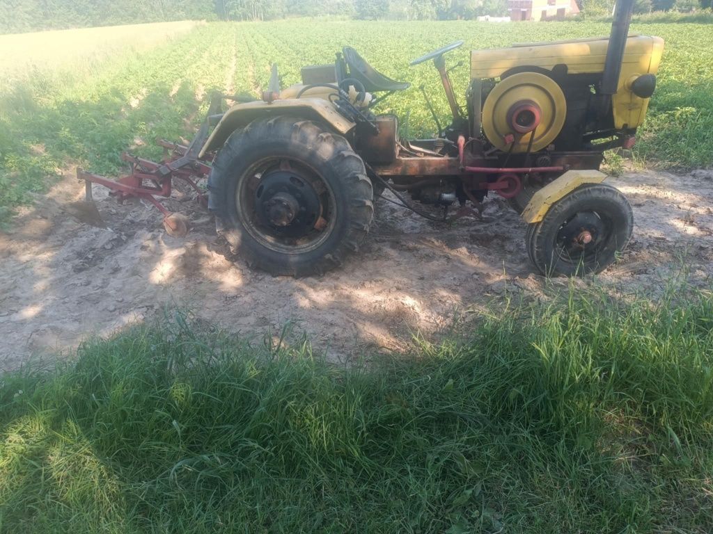 Traktorek Sam Andoria S320 ES18