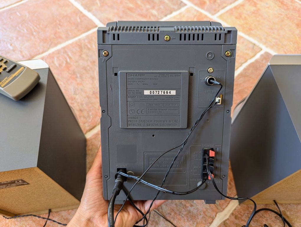 Stara wieża/ radio CD magnetofon Sharp XL-40 Micro Component System