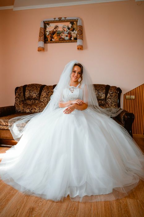 Весільне плаття 2300