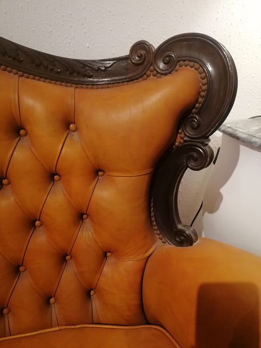 Antigo clássico sofá canapé pele couro, Luís XV. Capitoné Chesterfield
