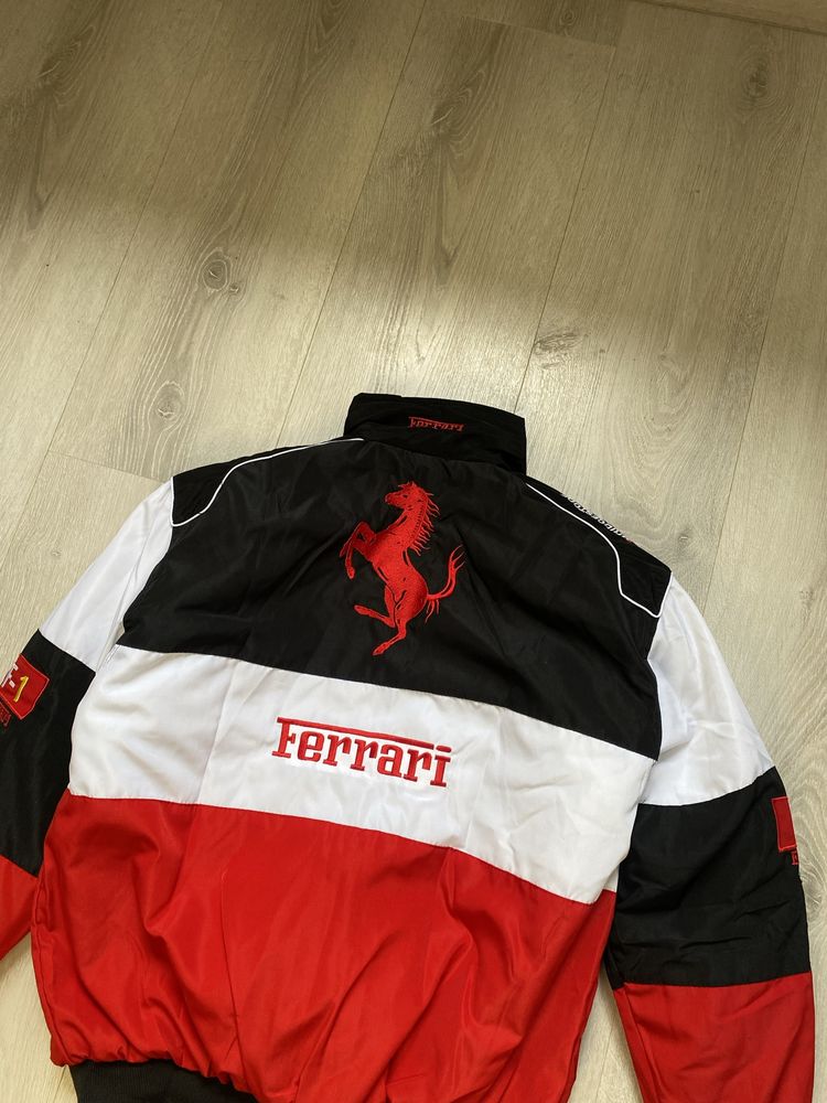 Куртка Ferrari vodafone