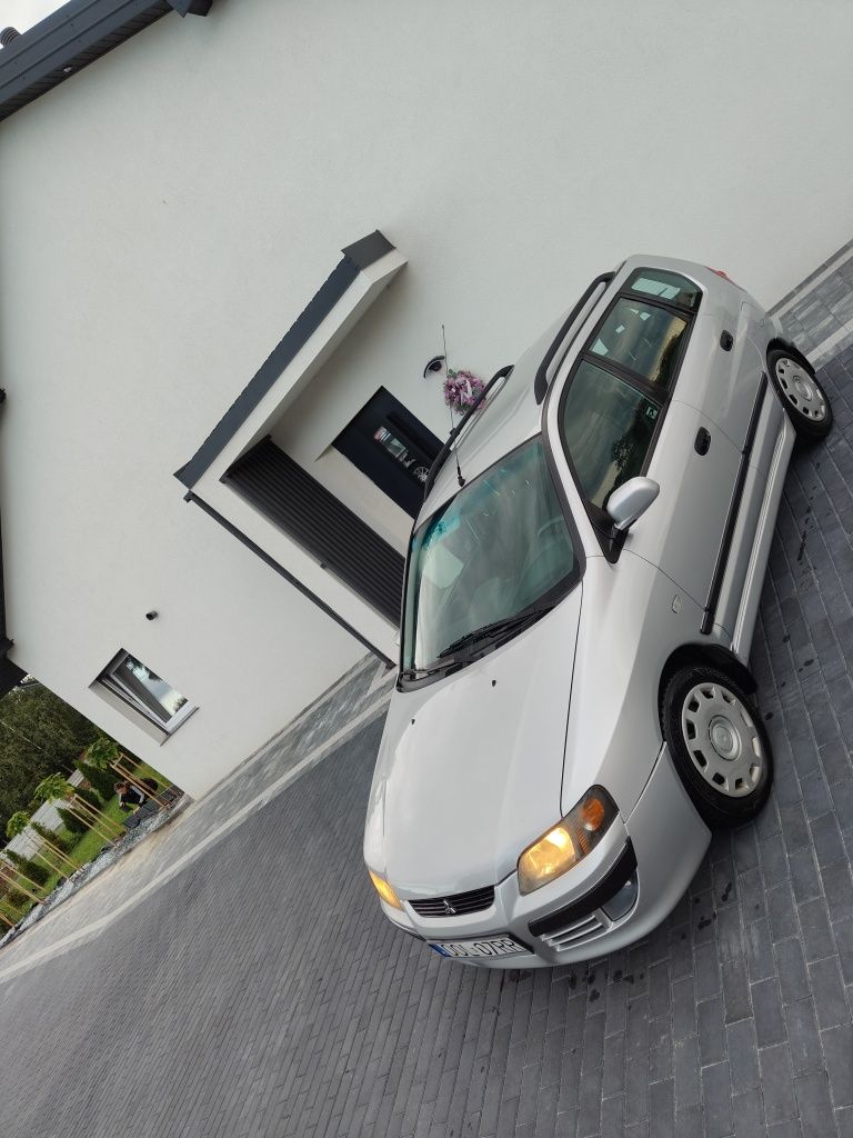 Mitsubishi spacer star 1,6 klima 136 tyś przebiegu