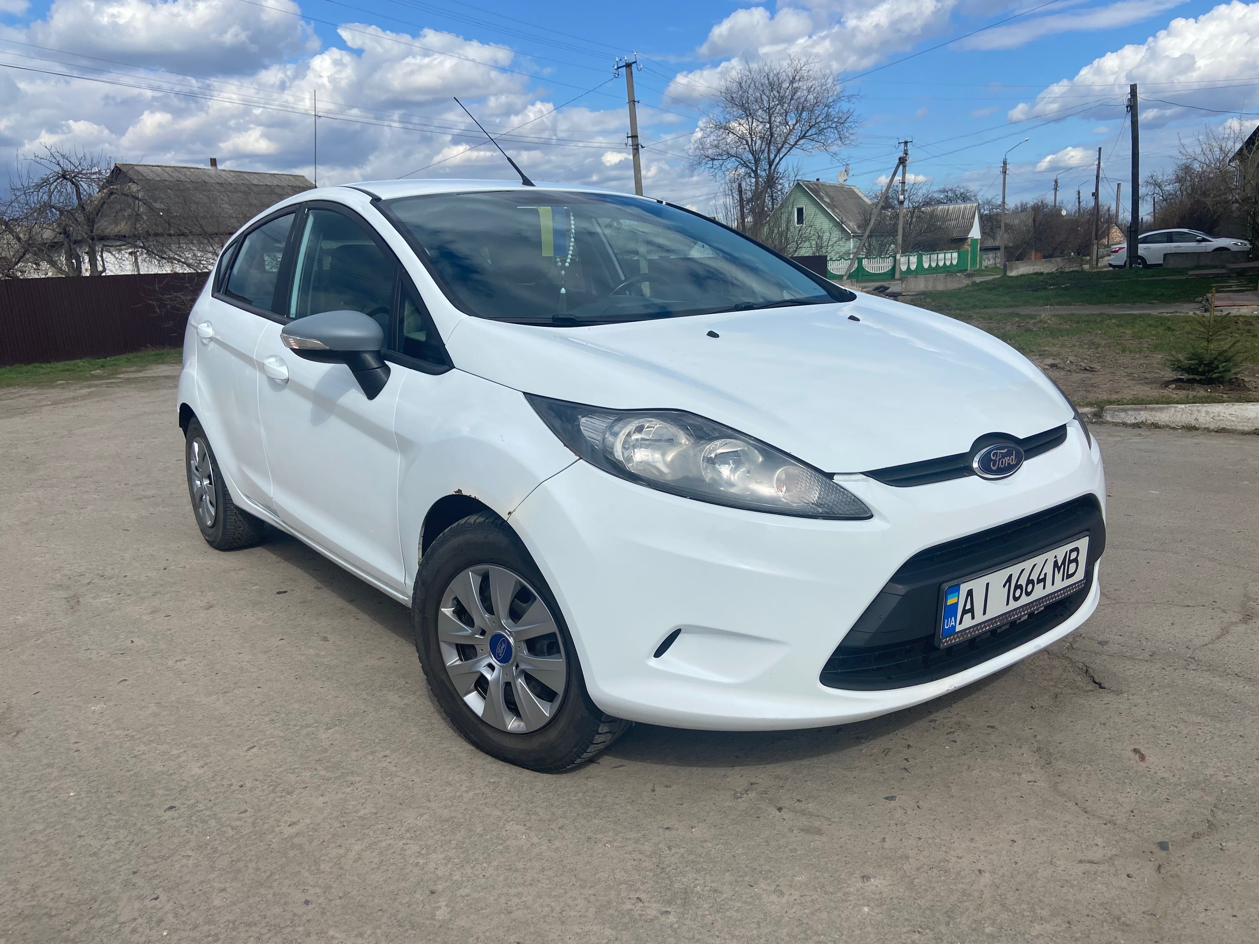 Продам автомобіль Ford Fiesta 1,2