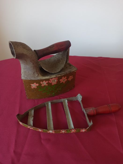 Antigo Ferro de engomar