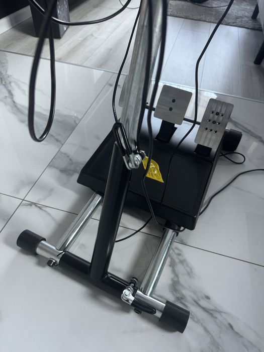 Kierownica SIM Thrustmaster T300RS GT + stelaż