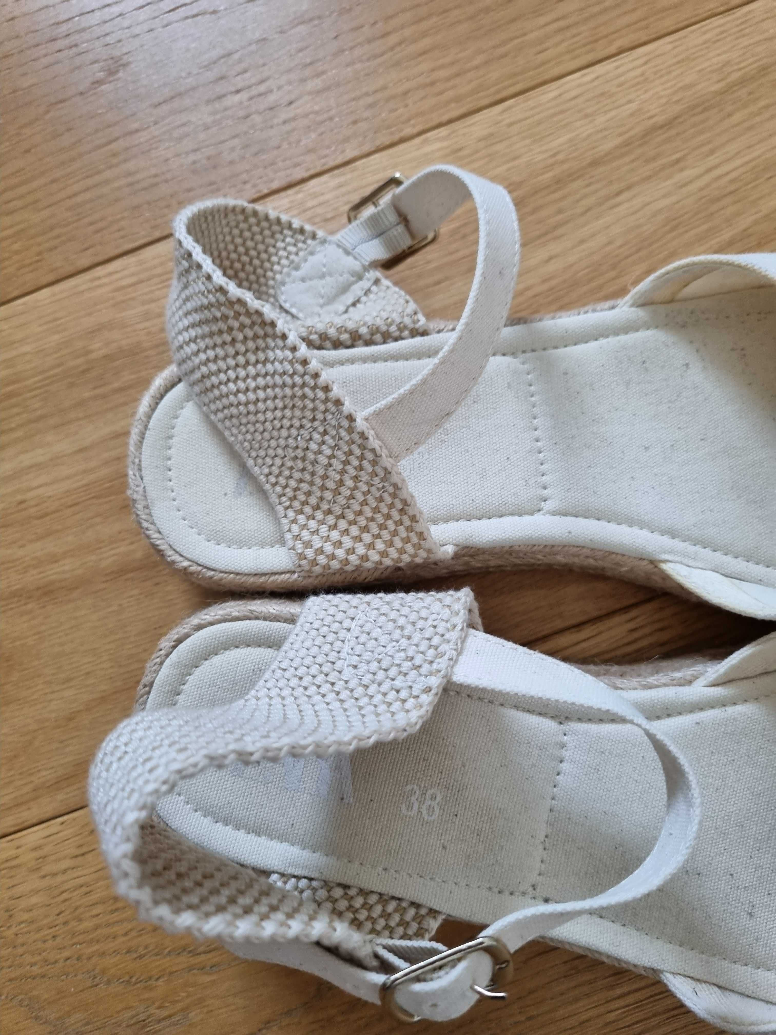 Sandały na koturnie ZARA rozmiar 38