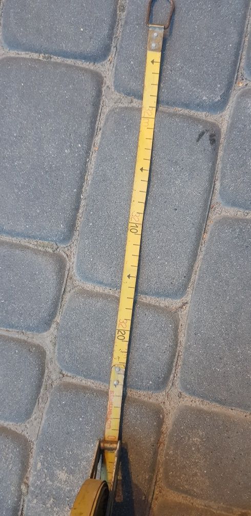 Taśma miernicza stara solidna
