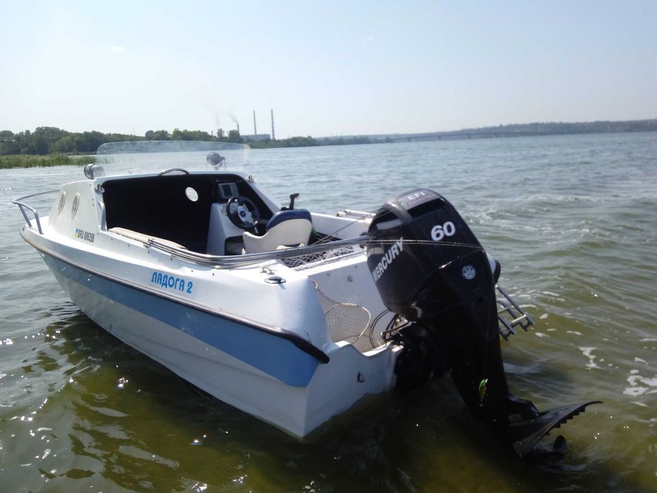 продам катер ладога 2м с меркурий 60 4такт-16 год