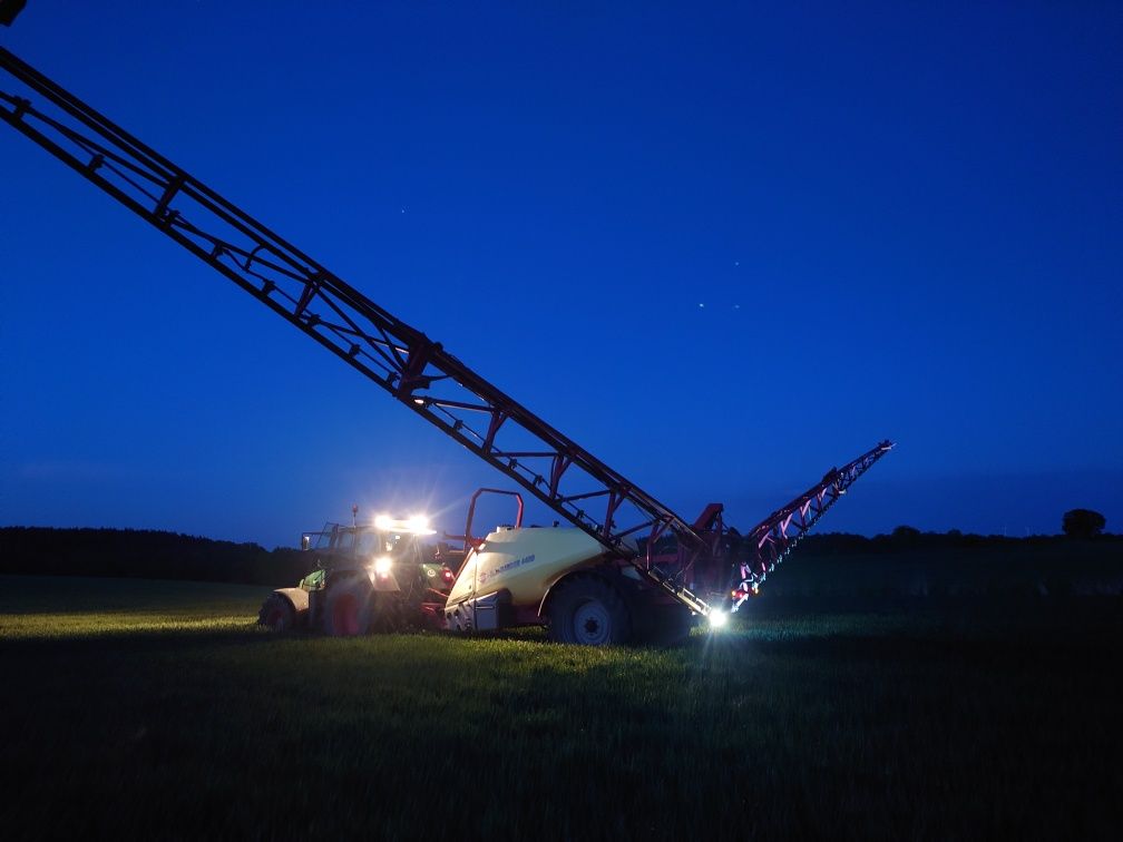 Opryskiwacz hardi commander 4400.30m rau. John Deere.