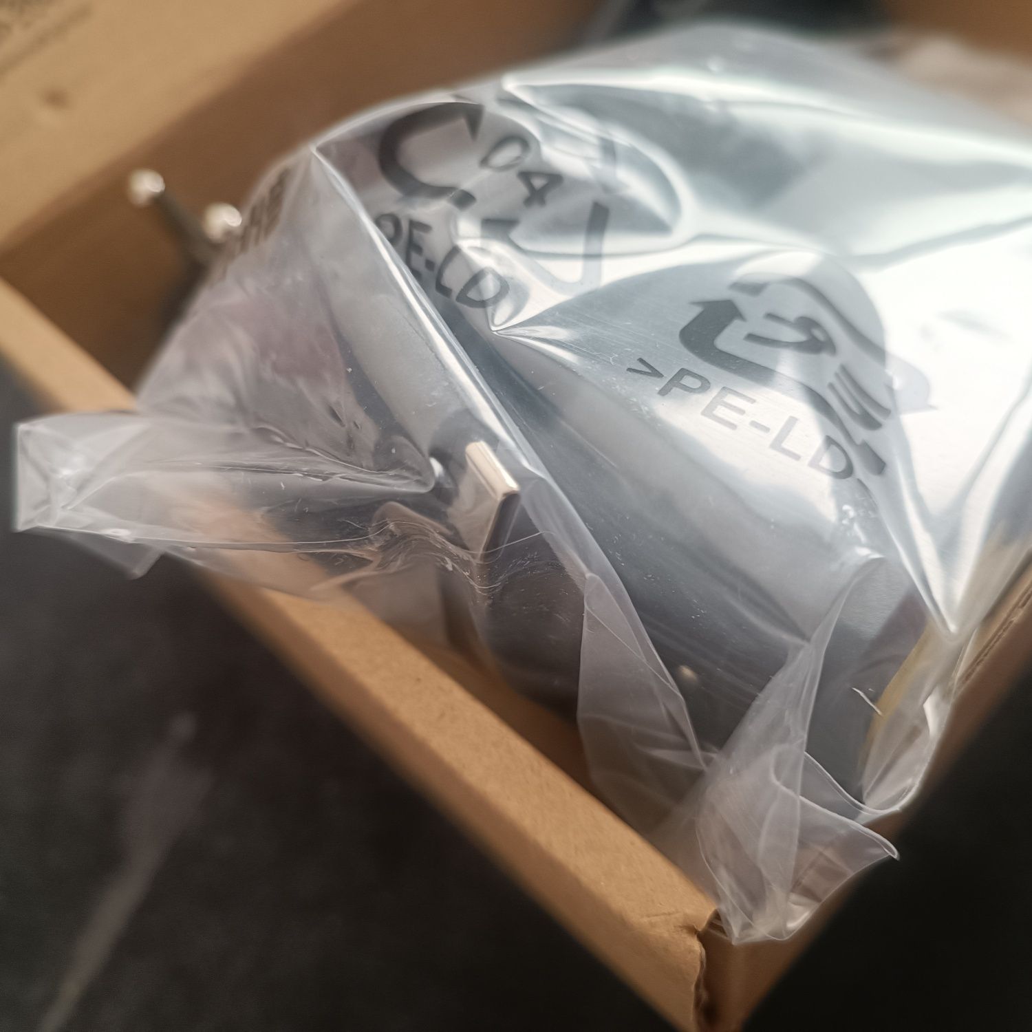 Nowy Zasilacz Green Cell 65W USB-C