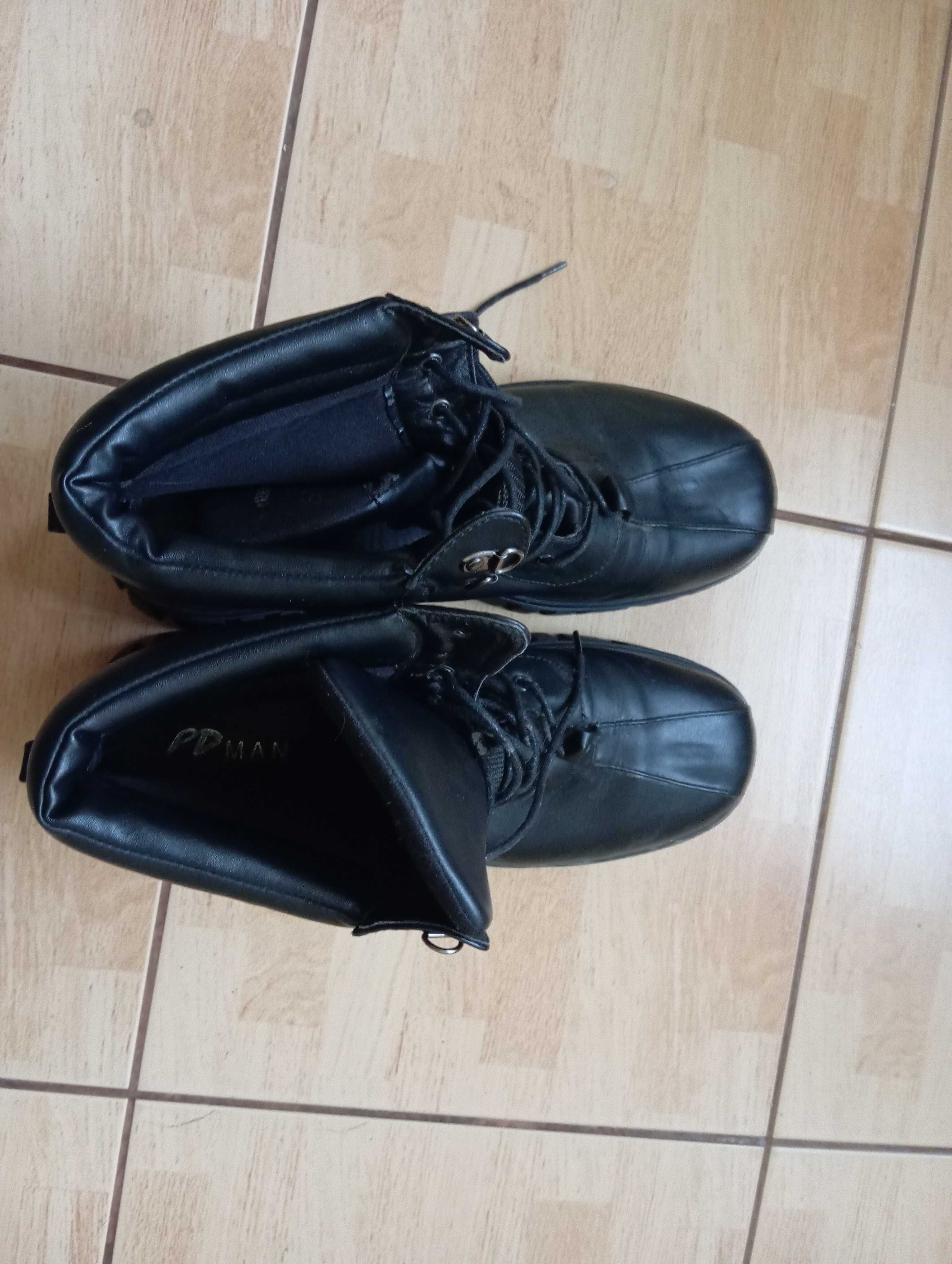 Buty ocieplane męskie rozm.45