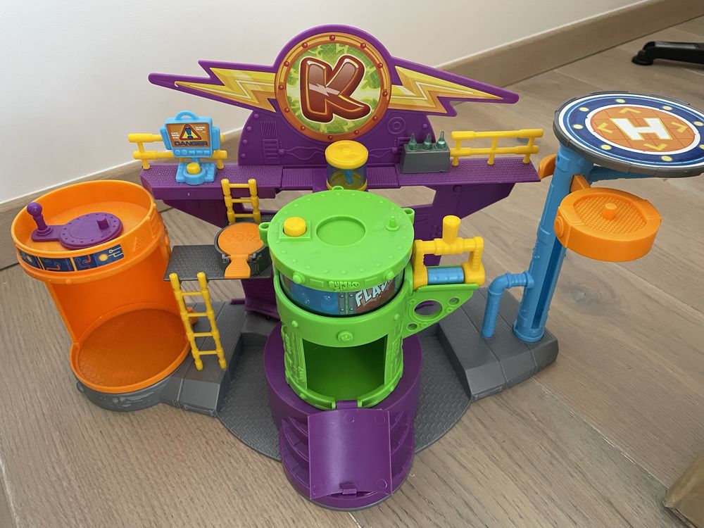 Super zings laboratorium doktora k
