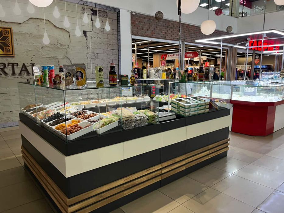 •	Готовий бізнес-острівець у прохідному місці