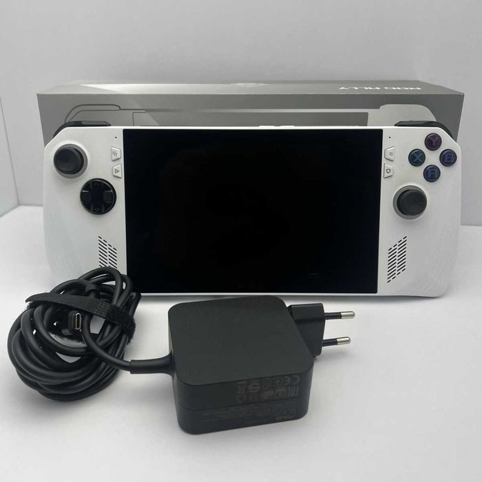 Konsola ASUS ROG Ally AMD Ryzen Z1 7” FHD 512GB Win11