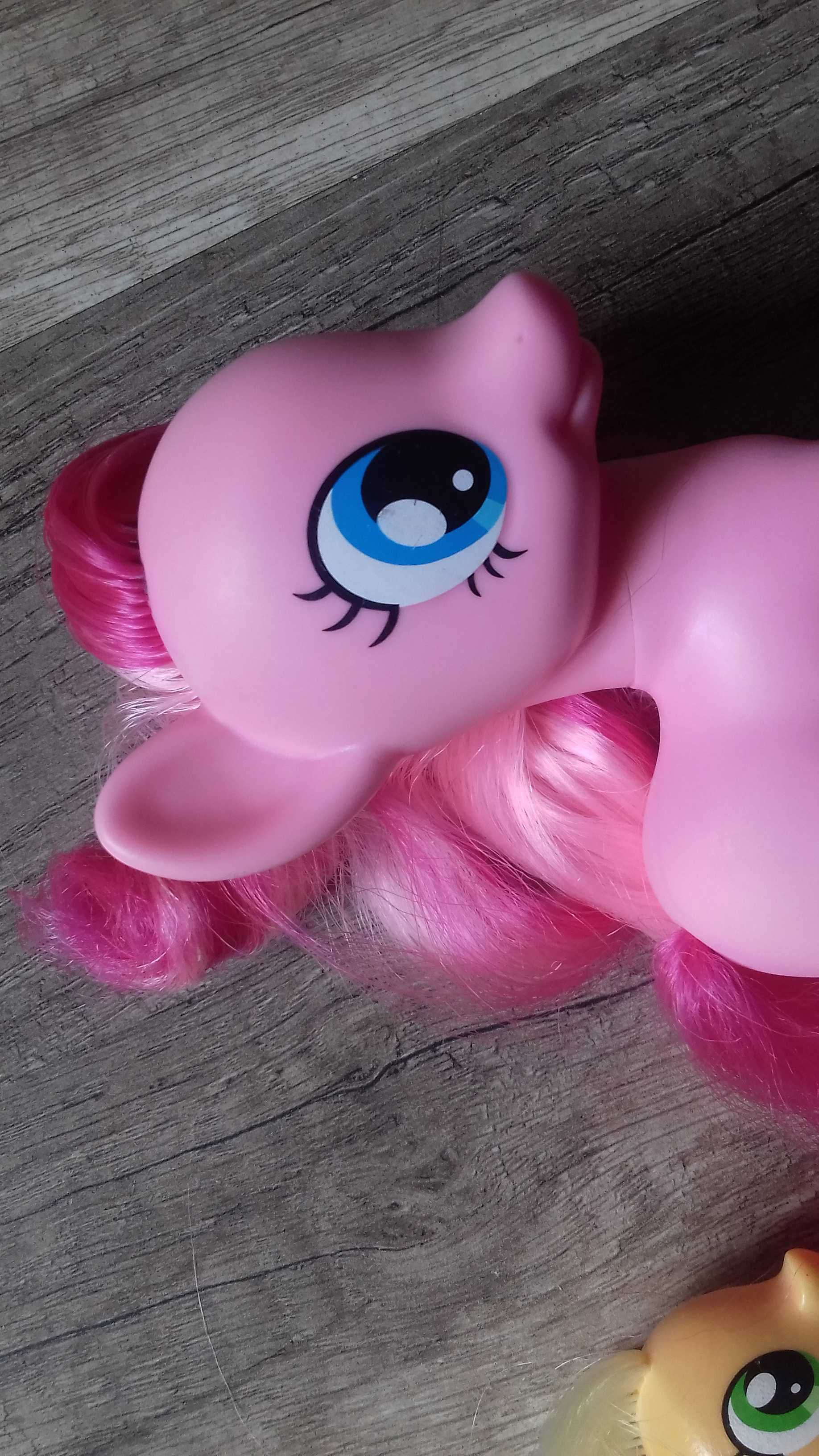 Pinkie Pie Pink & Fabulous Pony Fashion Style