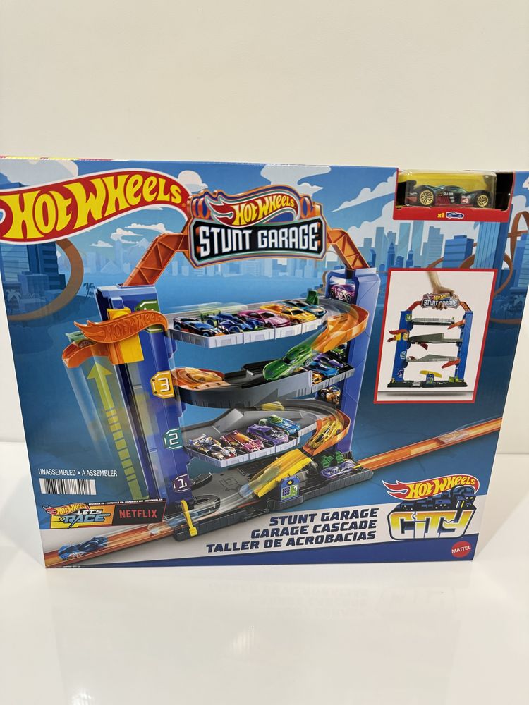 Гараж хотвілс hot wheels