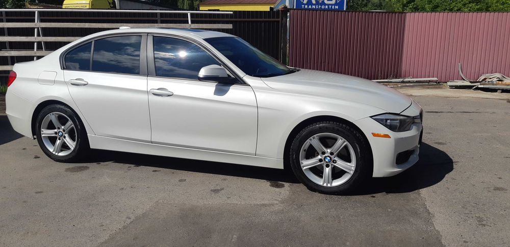 Продам авто бмв ф30.