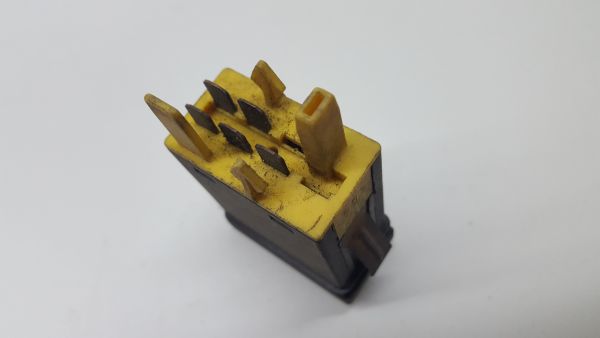 Comando / botão / interruptor multifunções AUDI A4 Avant (8D5, B5)