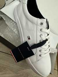 Tommy Hilfiger trampki