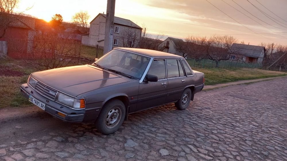Продам Мазда 929