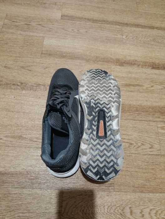 Кросівки весна-літо-осінь  р.43