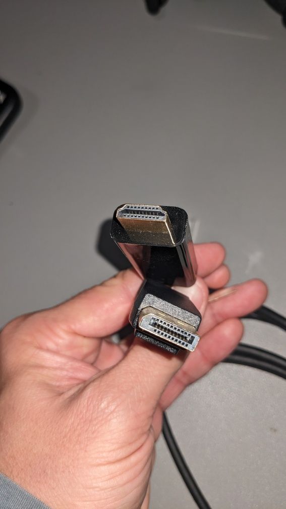 Cabo DisplayPort para HDMI 1,8 m