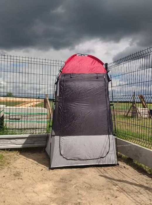 Wysoki namiot turystyczny przenośny przebieralnia toaleta plażowy