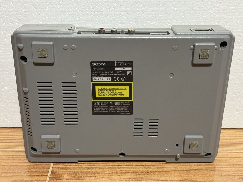 PlayStation SCPH-1002