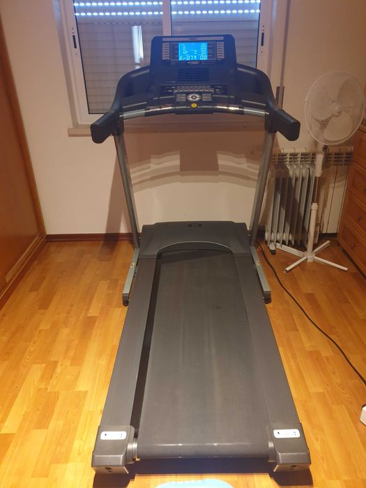 Passadeira BH Fitness em bom estado