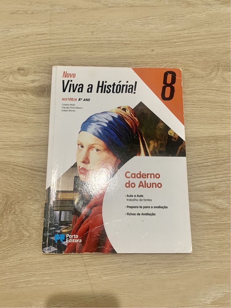 Manuais escolares História 8° ano/ Viva a História!