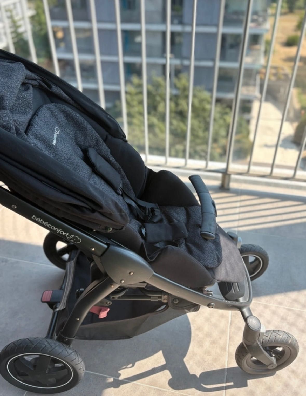 Carrinho bebé conforte com isofix