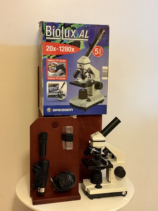 Microscópio BioLux 20x - 1280x Bresser