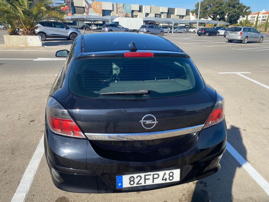 Vendo Opel Astra GTC PRETO