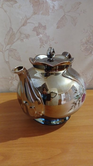 Продам красивий чайник