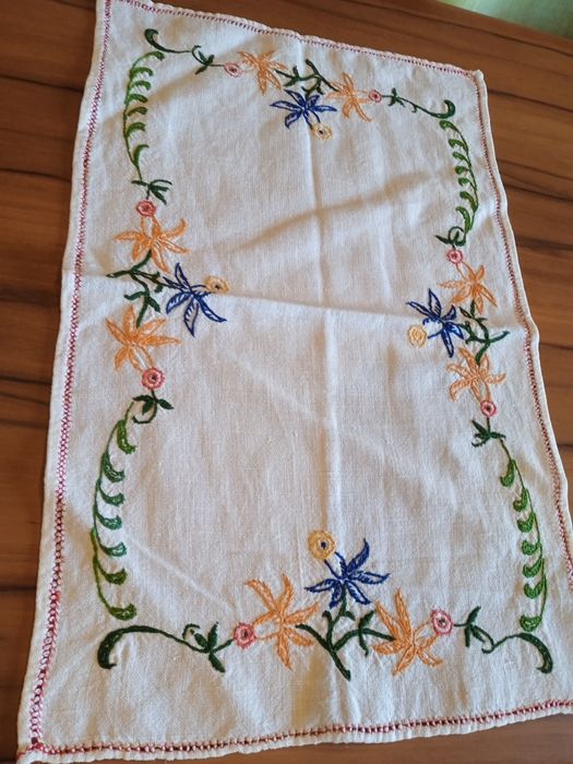 Toalha de chá e dois naprões